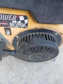 Motor en buenas condiciones necesitan limpiar el carburador
