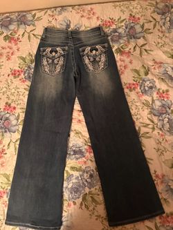 Embellished Wing Pocket Bootcut Jeans (5)