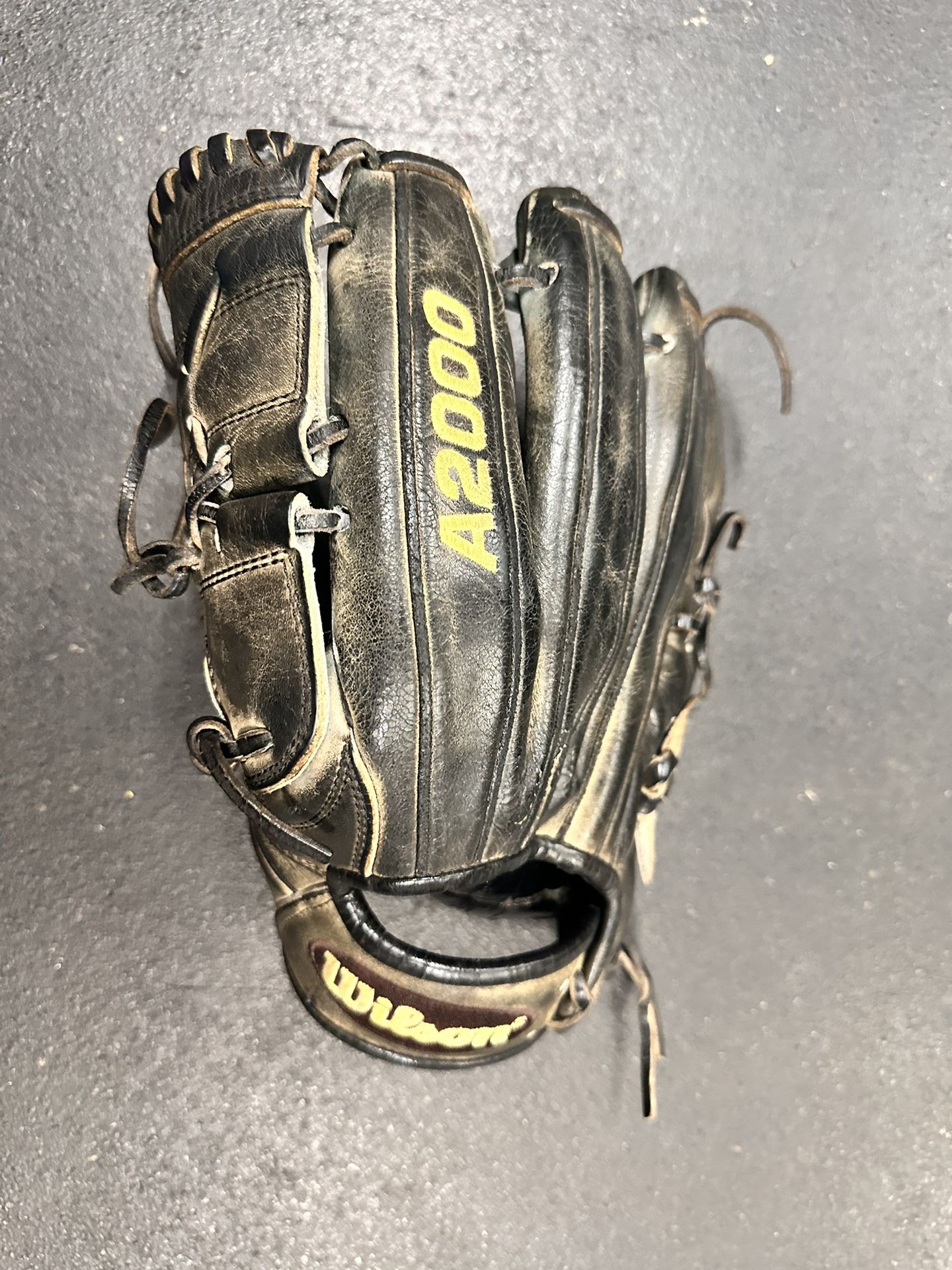 Wilson A2000 CK22 Clayton Kershaw 11.75" Baseball Glove: 