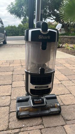 Shark Navigator with Lift Away System