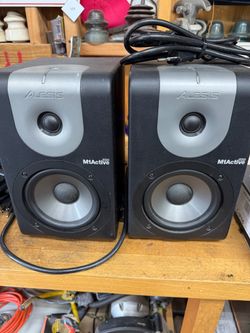 Alesis M1Active Studio Monitor Speakers (Pair)