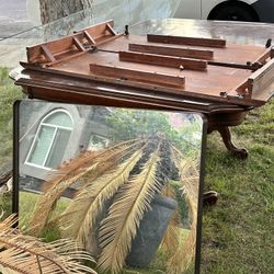 FREE TABLE WITH TOP GLASS EXTENSION AND A MIRROR 