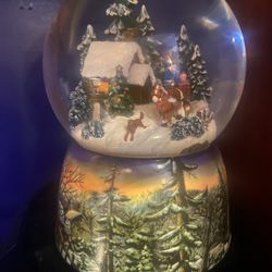 Beautiful Winter Snow Globe 