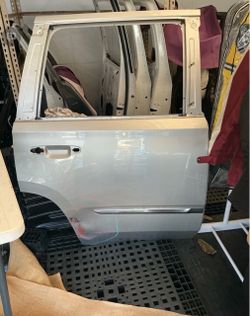 2007–2014 Chevrolet Tahoe / GMC Yukon / Cadillac Escalade OEM Left Rear Driver
