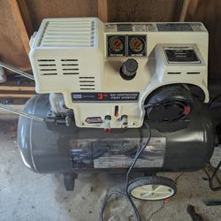 30 Gallon Air Compressor 