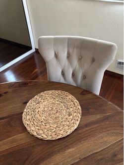 Circular Place Settings