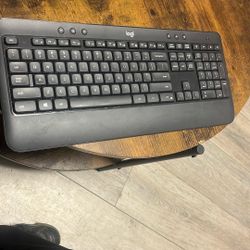K560  Logi  Wireless Keyboard