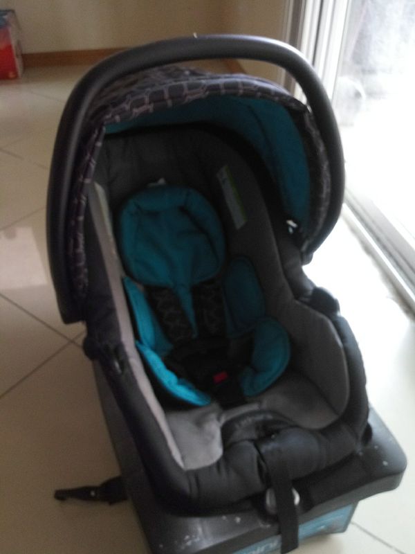 urbini baby car seat