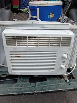 GE 5000 BTU air conditioner