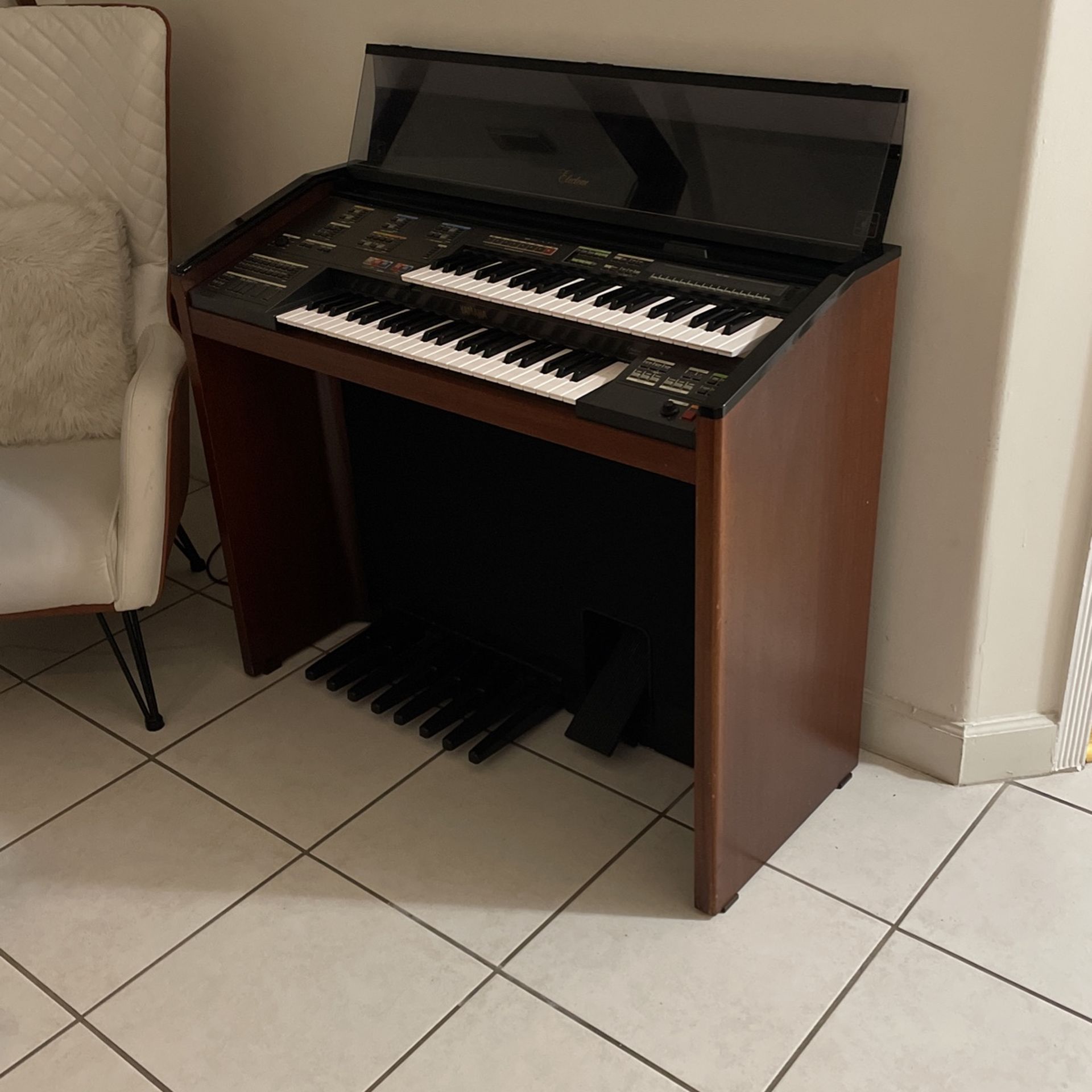 Yamaha Electone Organ