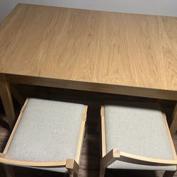 Set comedor 4 sillas 🪑 2 más de regalo 6 sillas