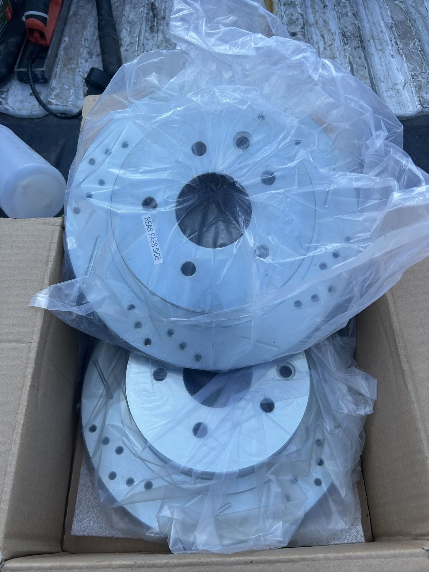 Slotted Brake Rotors And Pads