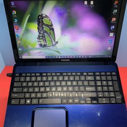 ..TOSHIBA SATÉLITE . .L855S….120 GB SSD...6.0 RAM . READY FOR CLASSES ON LINE OR WORK FROM HOME