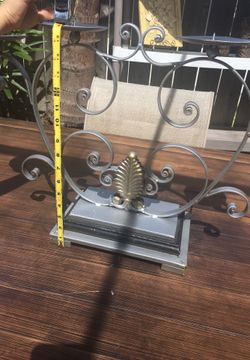 Candle holder