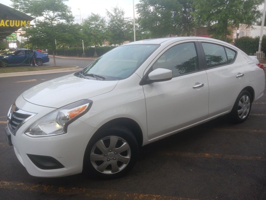 2018 Nissan Versa