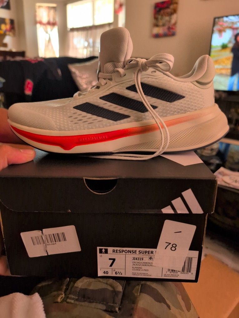 Response Super Adidas