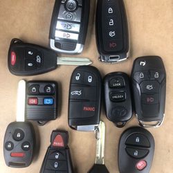 Keys And Remotes Fobs Llaves Y Controles Cut And Programmed Is