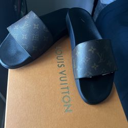 Louis Vuitton Slides