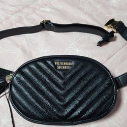 Victoria Secret Quilted Belt Bag Black