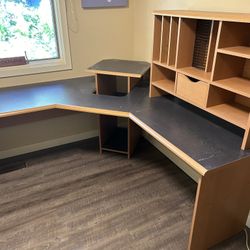 Corner Desk With Organizer Shelf