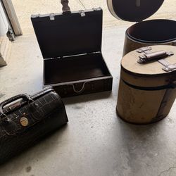 Vintage Luggage / Bags