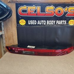 18 21 Audi Q5 RH Rear Bumper Reflector Light OEM. 