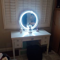 Custom Built Vanity Pearl White 
