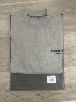 Essential fear of god shirt size small color dark oatmeal