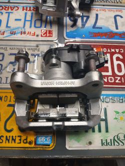 19-26 Dodge Ram 1500 Jeep G Wagoneer Rear Right Brake Caliper Original