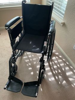 Medline: (New) self propelled Type wheelchair