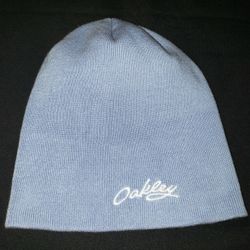 Womens OAKLEY beanie