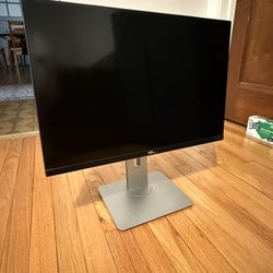 Dell UltraSharp 24” Monitor