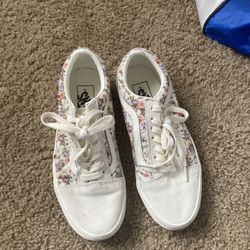Vans women’s Shoes Size 7