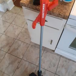 BATTERY POWERED WEED WHACKER
