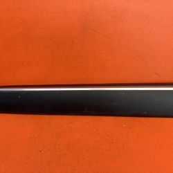 2021 - 2023 Kia Sorento Left Driver Side Front Door Lower Molding TEXTURED OEM