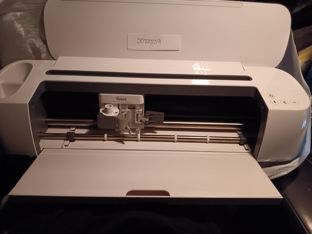 Cricut Maker for Sale in San Diego, CA OfferUp
