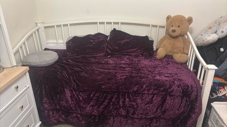 Day bed