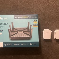 TP-Link AC4000 Tri-Band Router With 2x AC1200 (RE305) Range Extender
