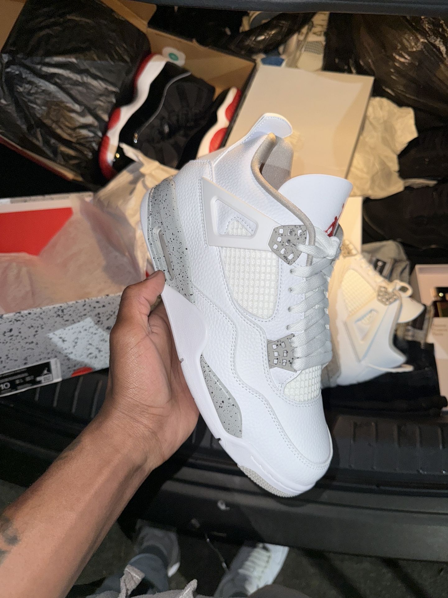 JORDAN 4 “white Oreo”
