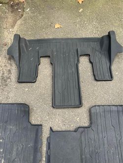 GMC Acadia 2018&2019 All Weather Mat 