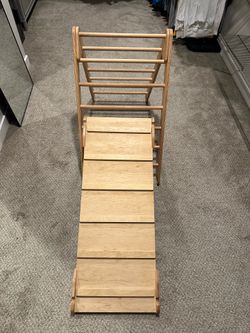 Pikler Triangle with ramp