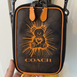 🙃 Coach “Men’s” Crossbody Teddy Bag - The Station Sig Bear