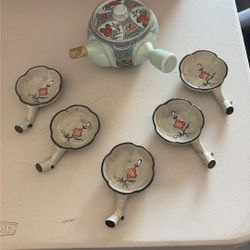 7 Pc Oriental Set With Tea Pot