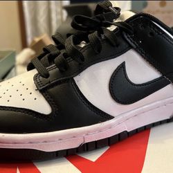 Nike Air Women’s Sz9 Low Dunks Pandas