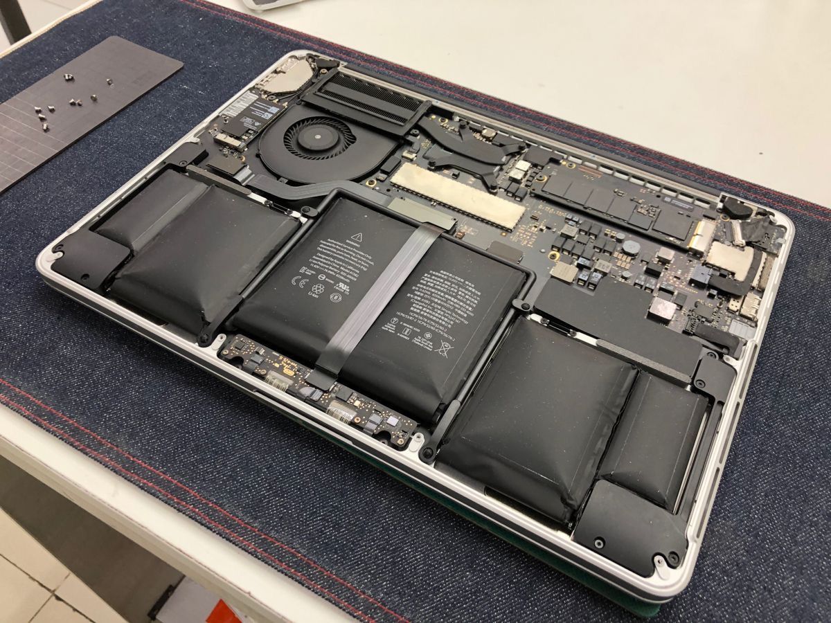 π»π MacBook Battery Replacement β Starting at $89.99