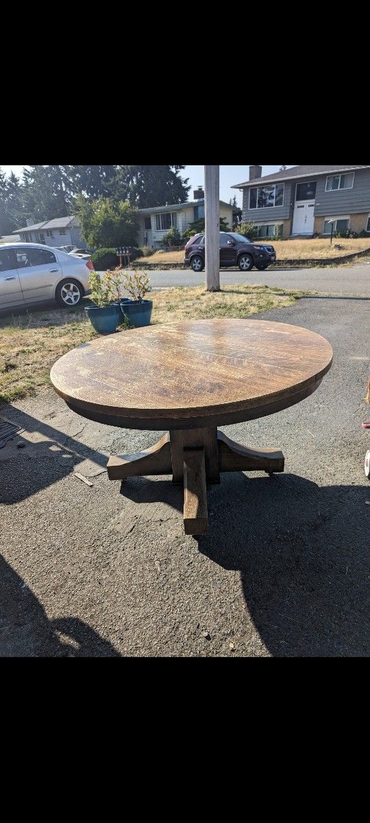 Free Oak Table