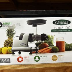 JUICER ( SELLING 70$ OFF) NEED GONE