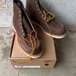 Red Wing Men’s Boots Size 9 Chocolate 
