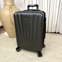 Ricardo Hardside Carry On Suitcase 