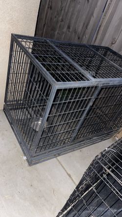 Metal kennel